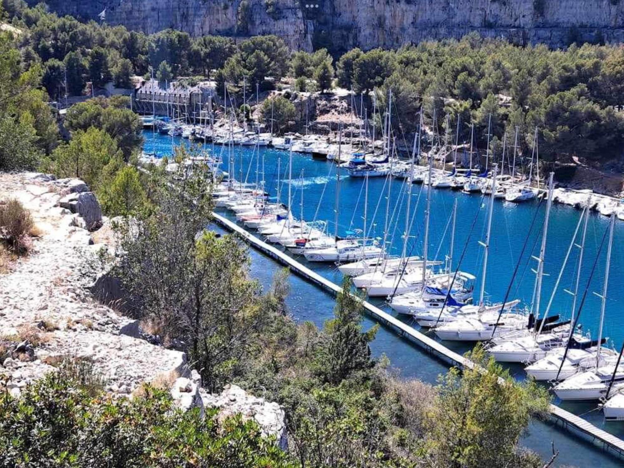 Le Perchoir De Cassis Cocoon Apartment Bagian luar foto